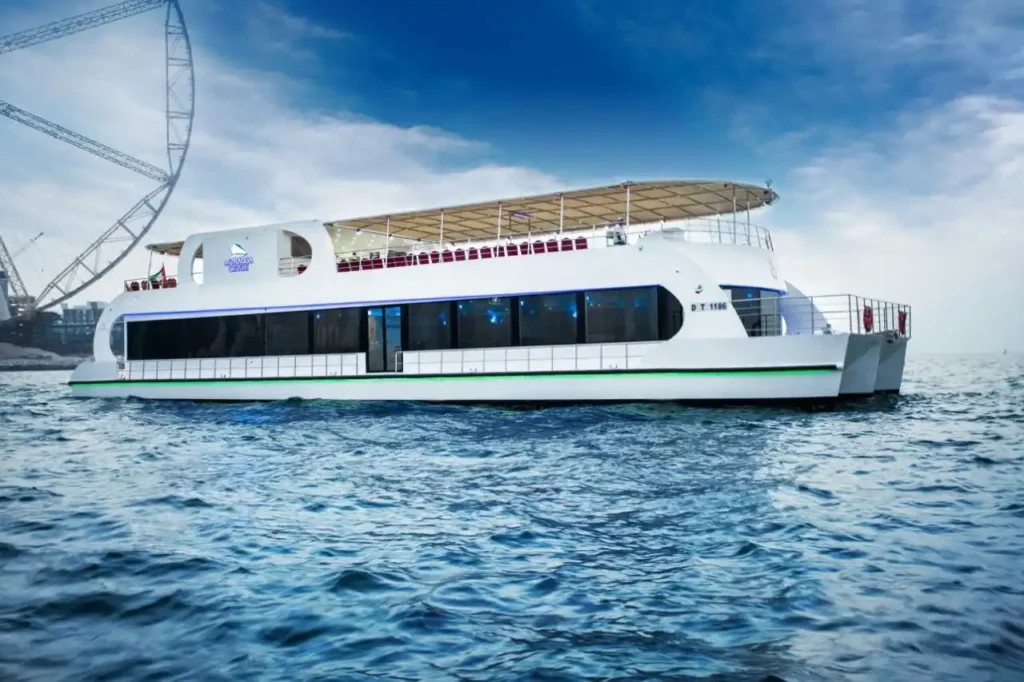 catamaran dinner cruise dubai