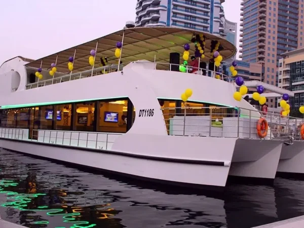 CATAMARAN DINNER CRUISE DUBAI MARINA