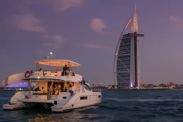 Luxury Shared Yacht Tour — Dubai Marina (Breakfast or BBQ)