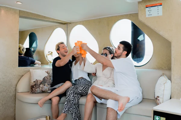 Dubai Marina Sightseeing Yacht Cruise — 1 Hour