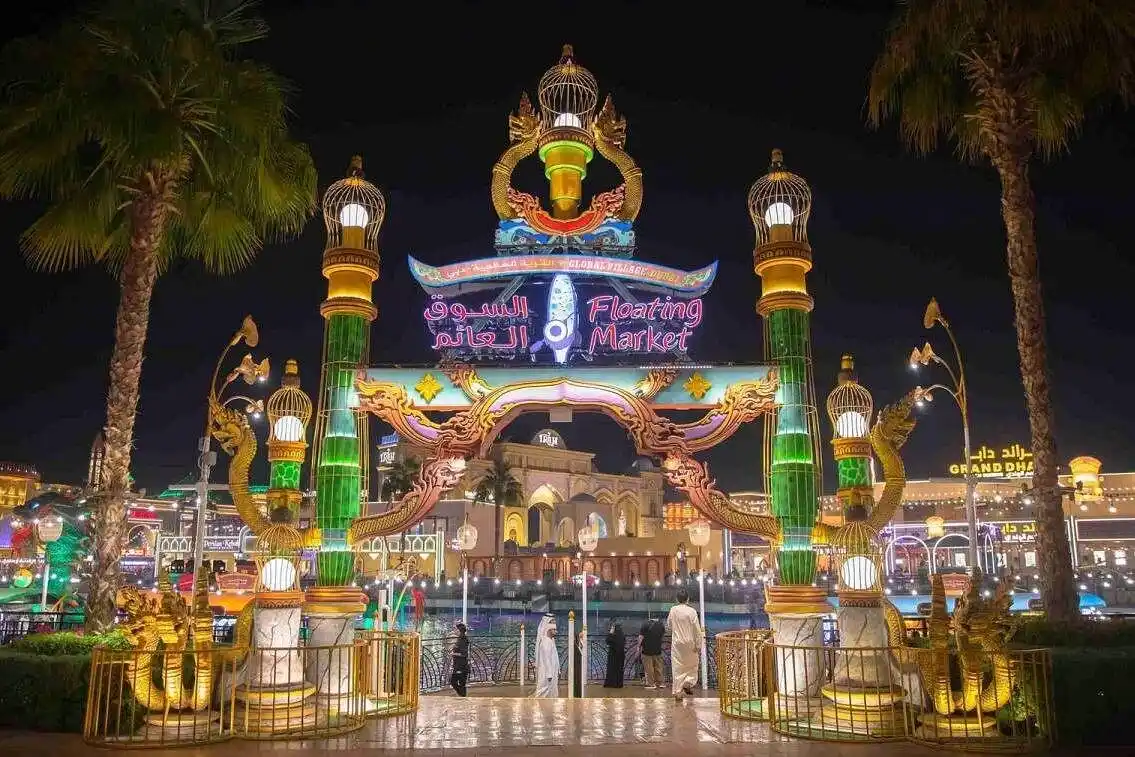  Enter the Floating Market at Global Village Dubai.